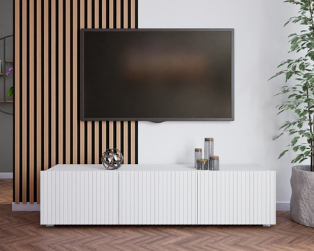 TV-Schrank Kolder 150 cm in Weiß mit geriffelten Fronten