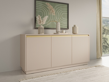 Kommode Loren 154 cm, dreitürig, in Kaschmirfarbe mit geriffelten Fronten